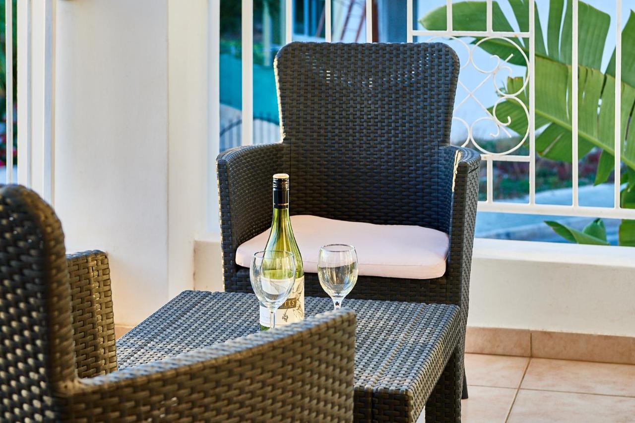 Villa Haven By Ezoria Villas Coral Bay Zewnętrze zdjęcie